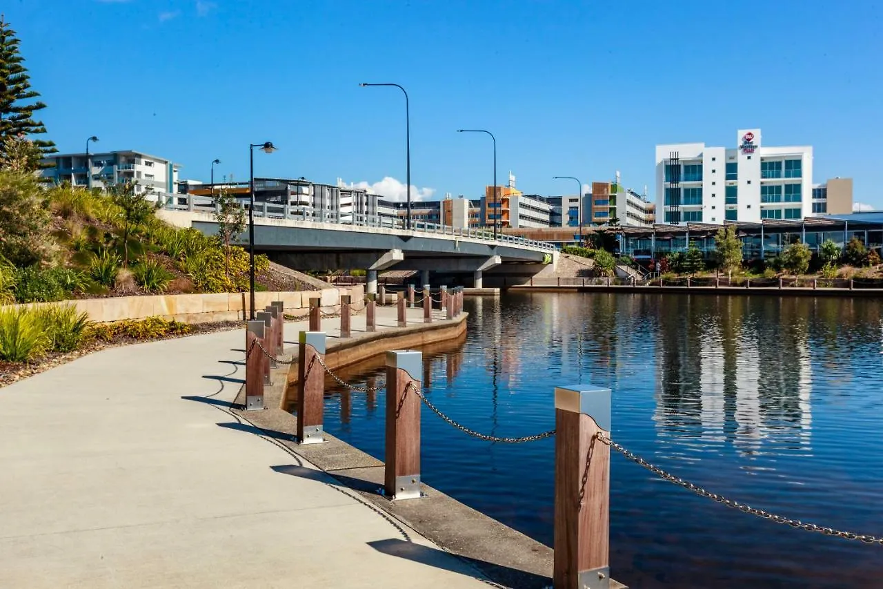 Mercure Sunshine Coast Kawana Waters Hotel