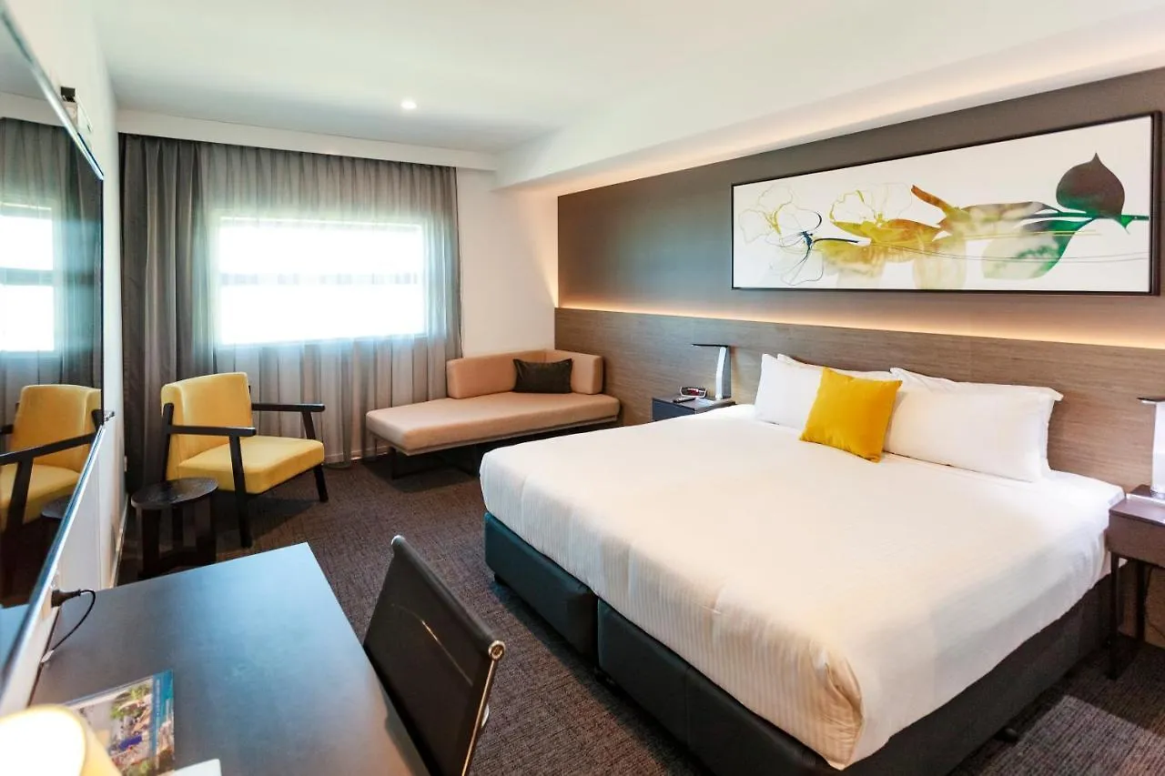 ****  Mercure Sunshine Coast Kawana Waters Hotel Australia